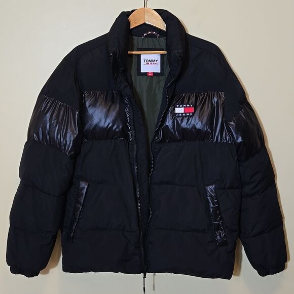 Tommy Hilfiger Men's Black Puffer Jacket Size S Tonal Color Block Warm Winter - Picture 5 of 16